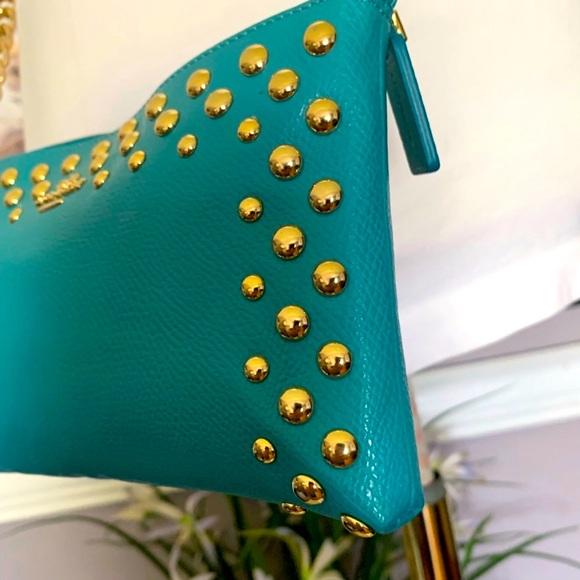 COACH Studded Cross Grain
Leather Quinn Crossbody F53140
Cadet Blue - Picture 6 of 15